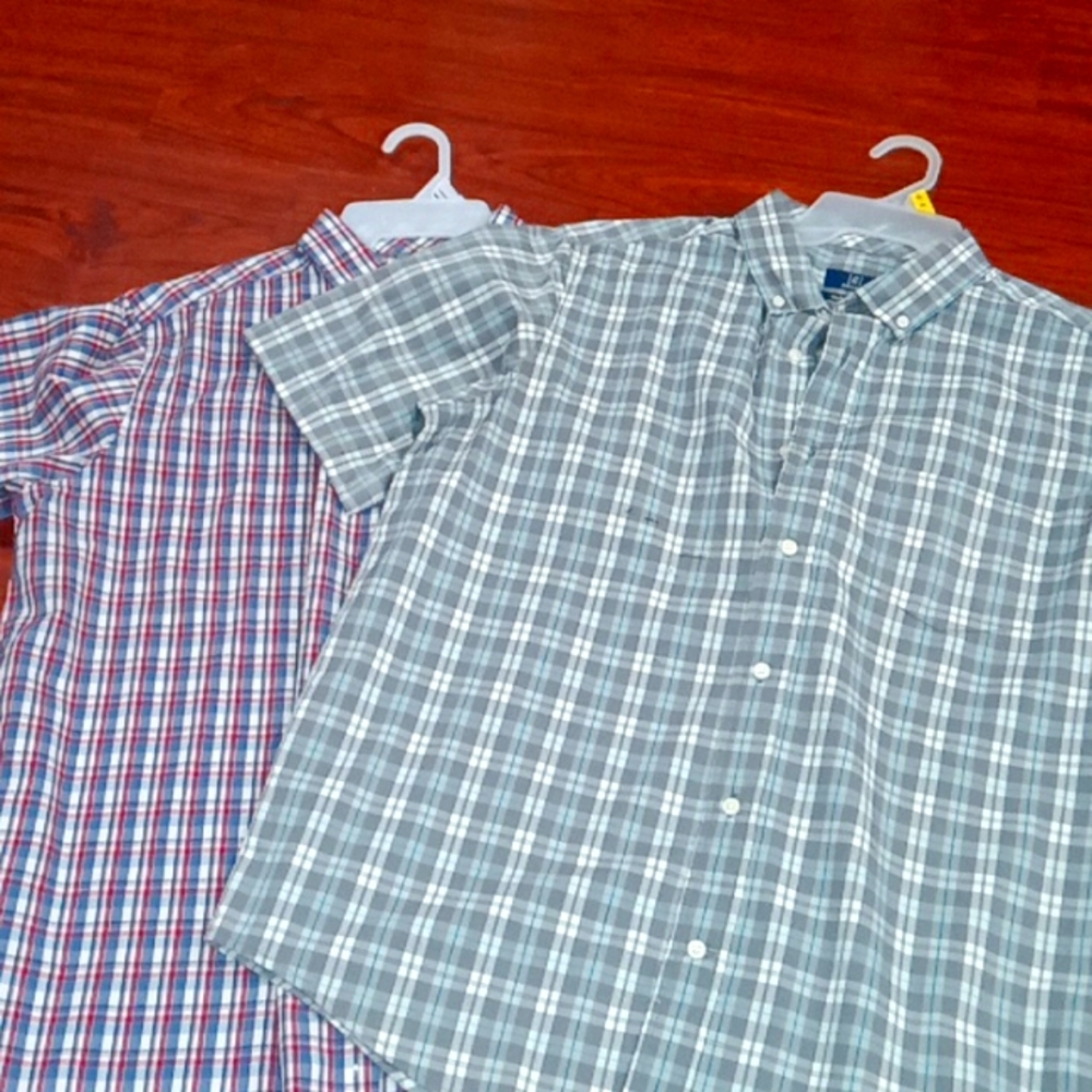 Classic fit George shirts NWOT